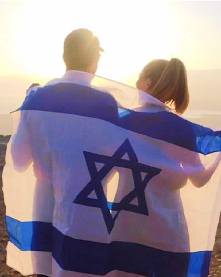 participants with flag